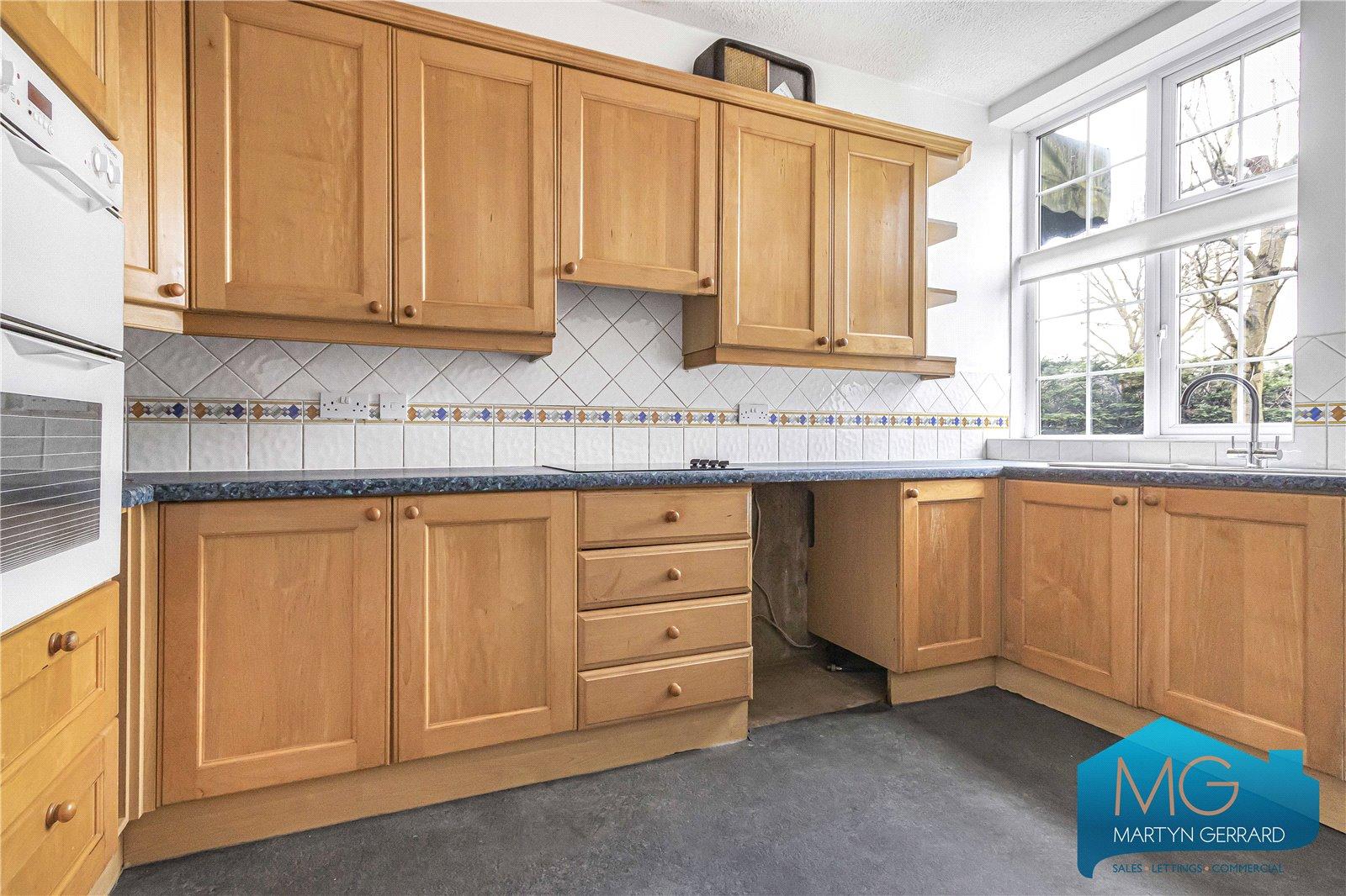 3 bedroom Ground Floor Flat for sale - Martyn Gerrard