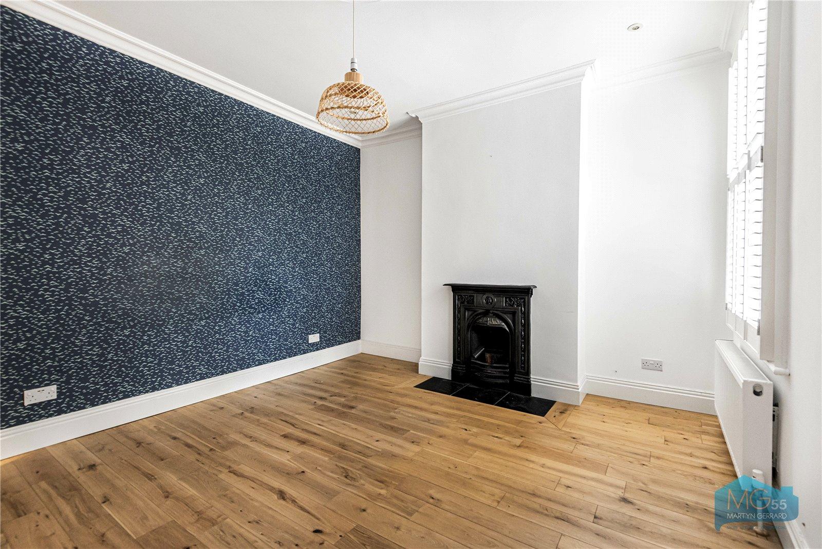 2 bedroom Terraced House to rent - Martyn Gerrard