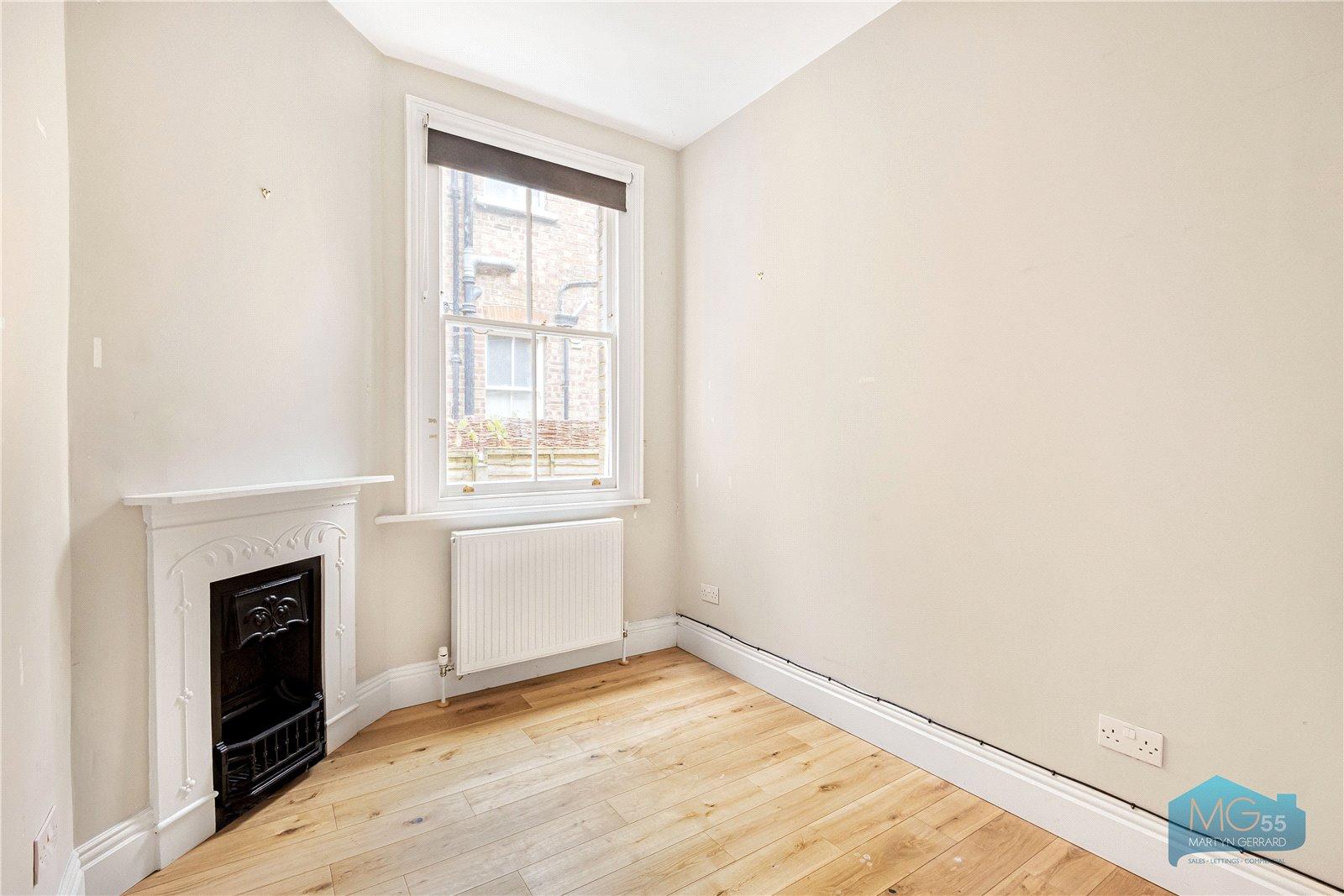 2 bedroom Terraced House to rent - Martyn Gerrard