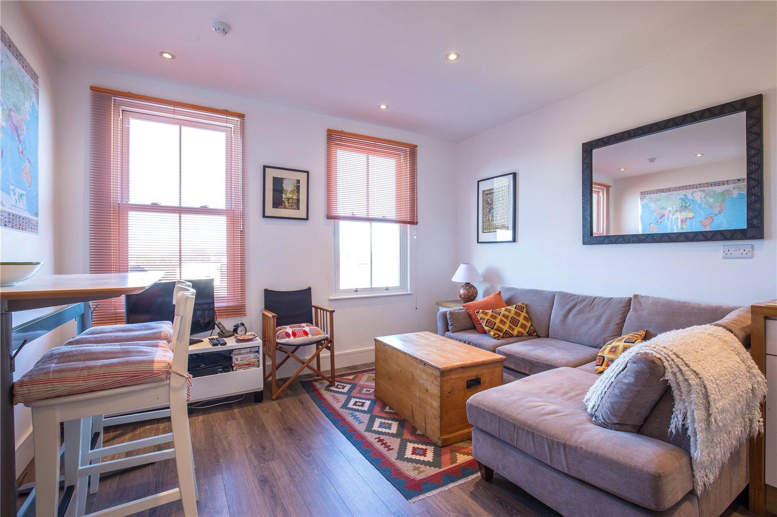 1 bedroom Apartment to rent - Martyn Gerrard