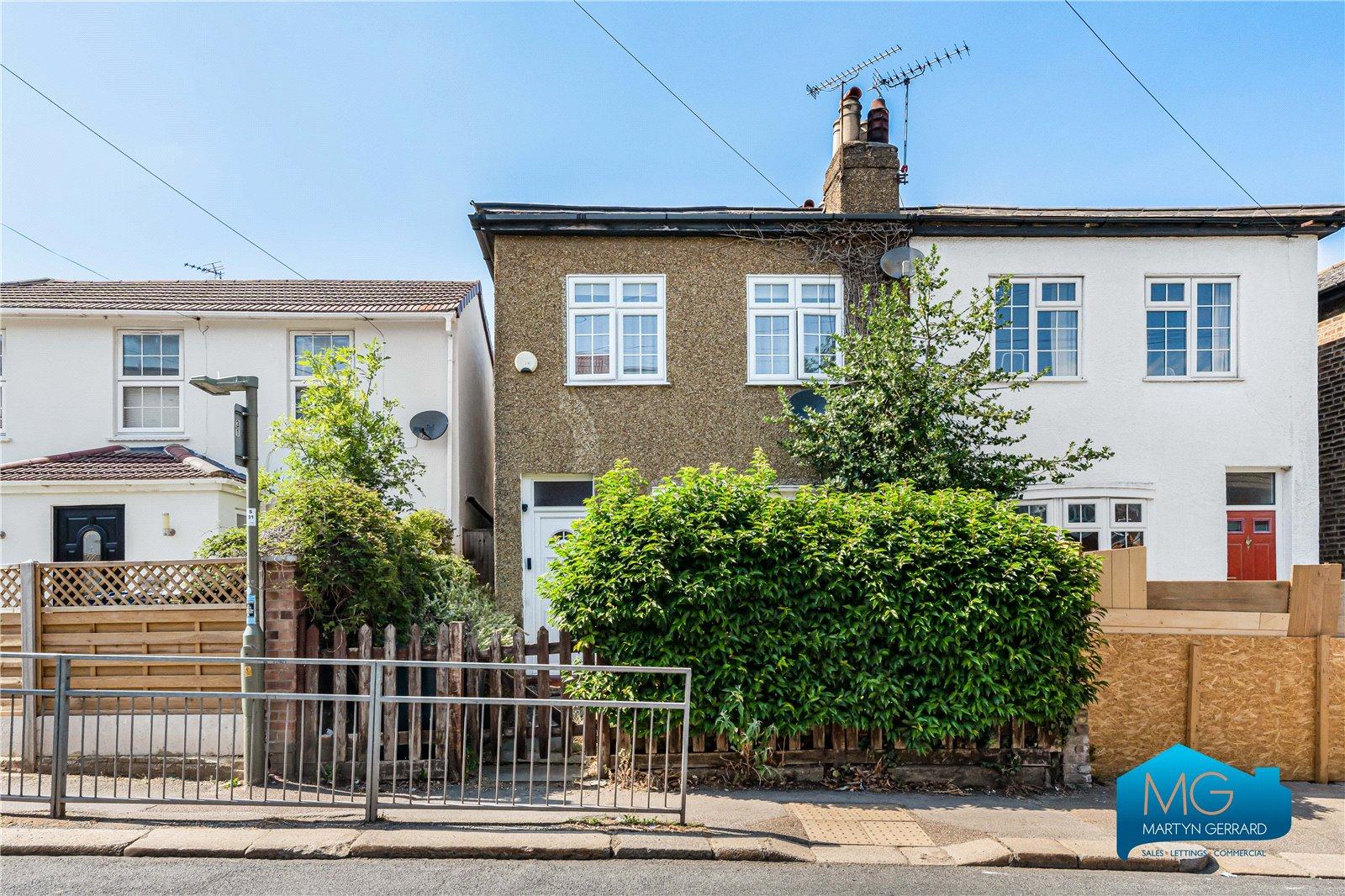 2 bedroom Terraced House to rent - Martyn Gerrard