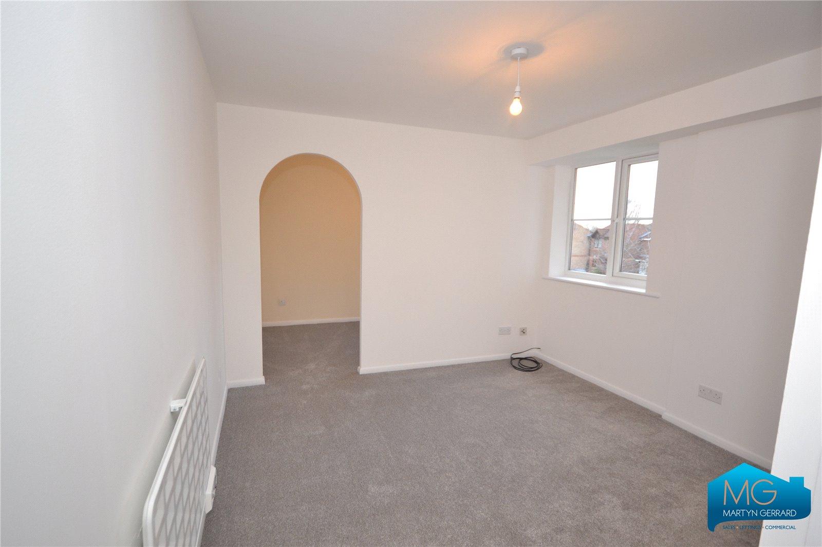 1 bedroom Apartment to rent + ' - Martyn Gerrard