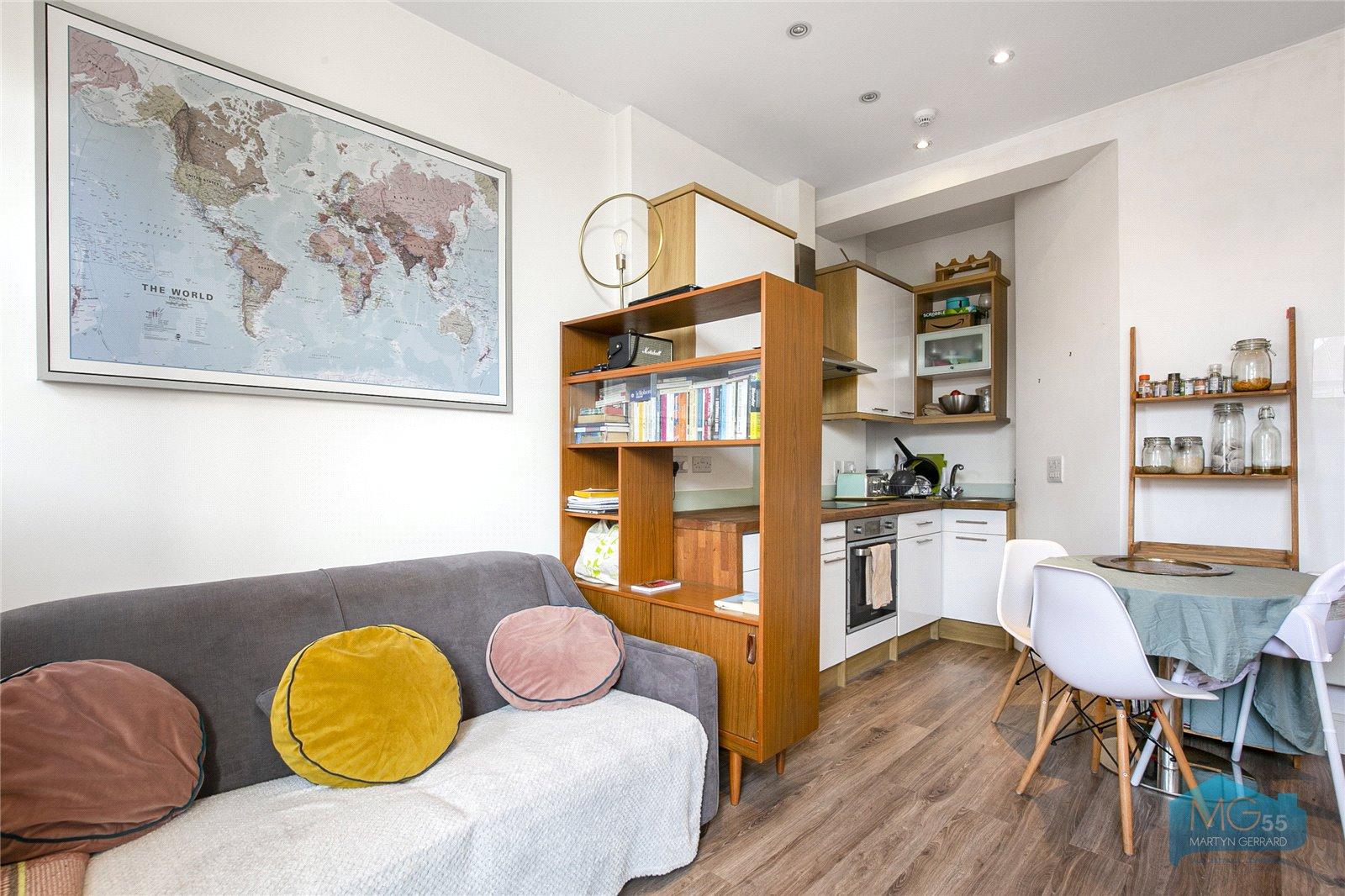 1 bedroom Apartment to rent - Martyn Gerrard