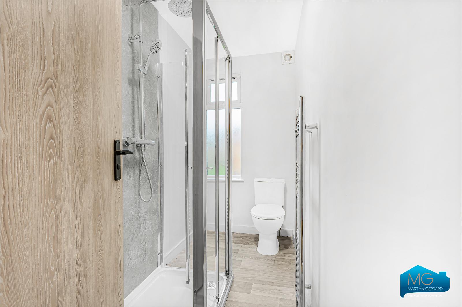 3 bedroom Ground Floor Flat to rent - Martyn Gerrard