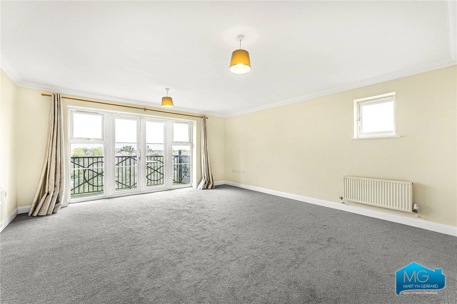 2 bedroom Apartment to rent - Martyn Gerrard