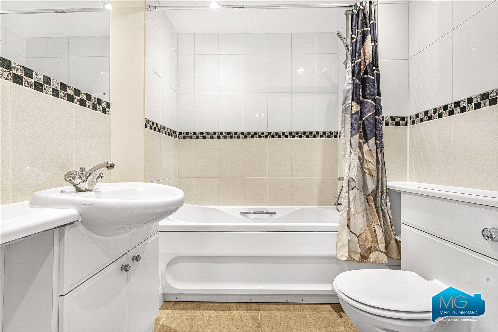 2 bedroom Apartment to rent - Martyn Gerrard