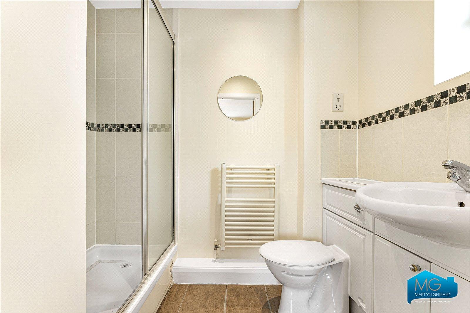 2 bedroom Apartment to rent - Martyn Gerrard