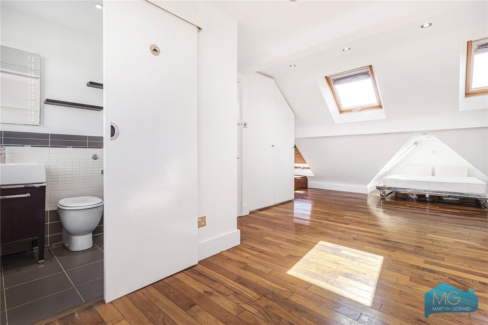 2 bedroom Apartment for sale - Martyn Gerrard
