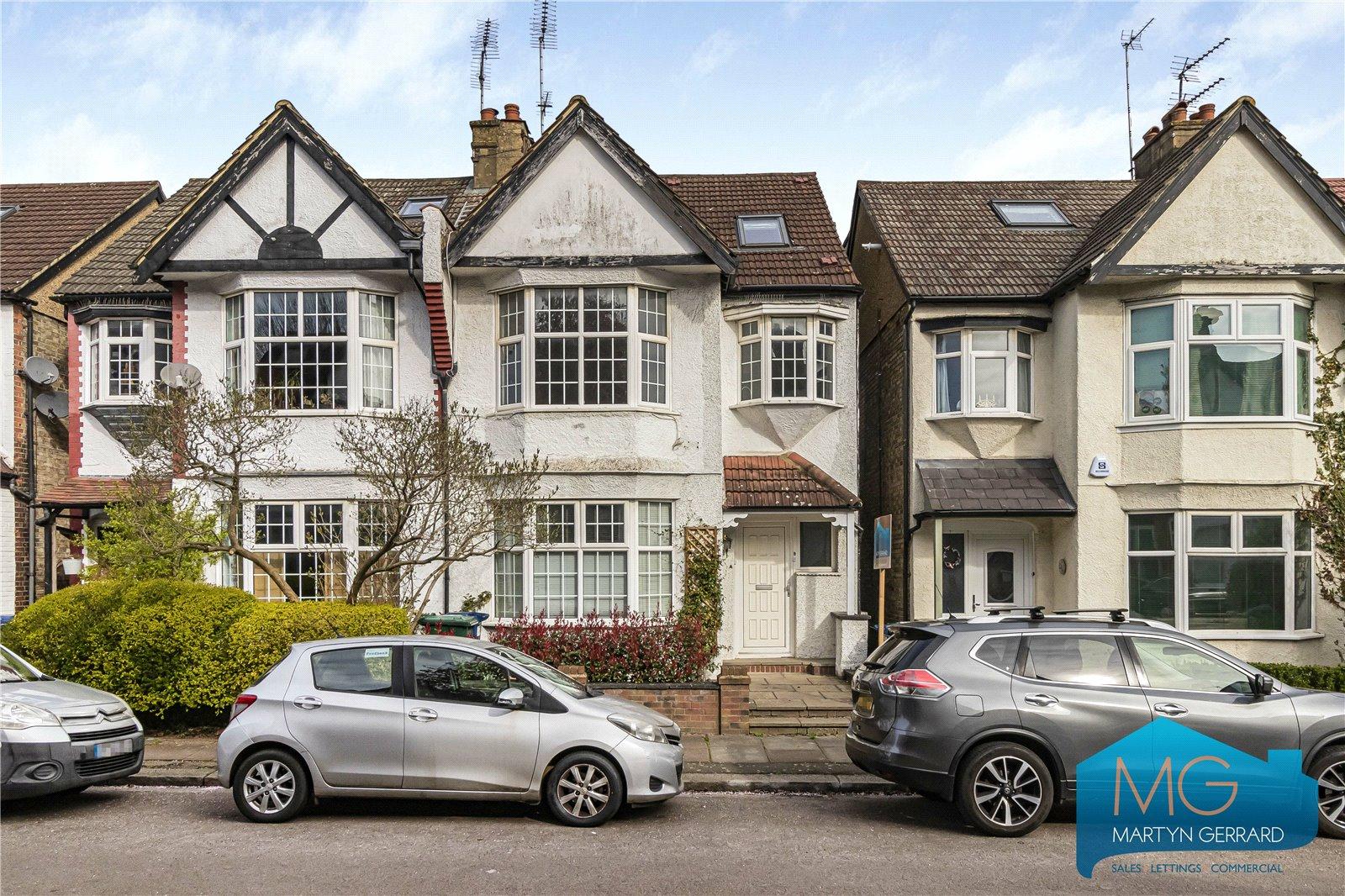 2 bedroom Apartment for sale - Martyn Gerrard
