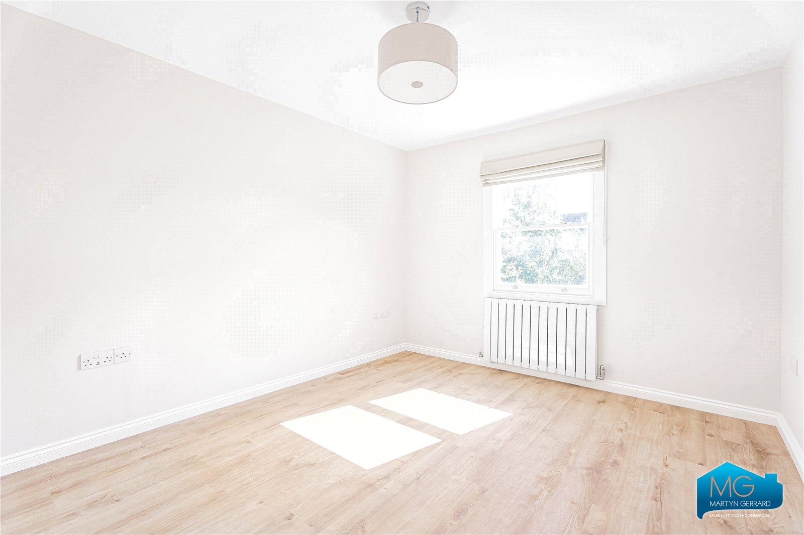 4 bedroom Terraced House to rent - Martyn Gerrard