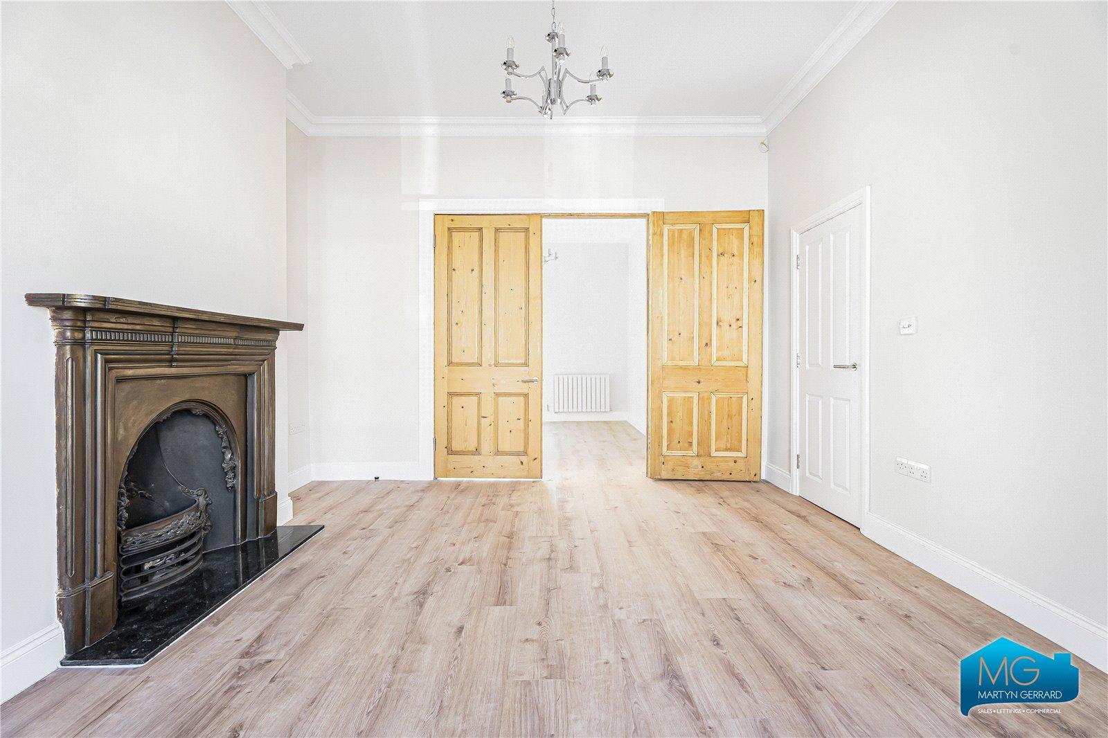4 bedroom Terraced House to rent - Martyn Gerrard
