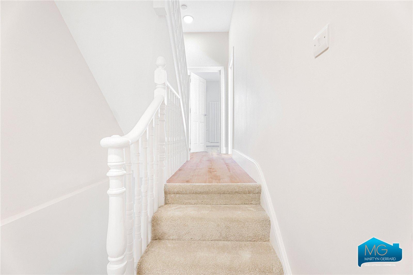 4 bedroom Terraced House to rent - Martyn Gerrard