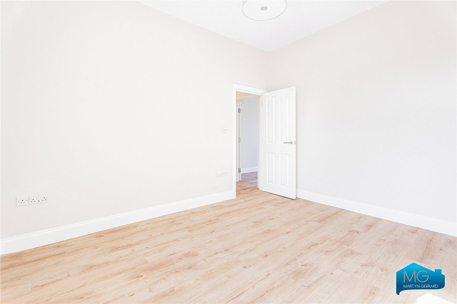 4 bedroom Terraced House to rent - Martyn Gerrard