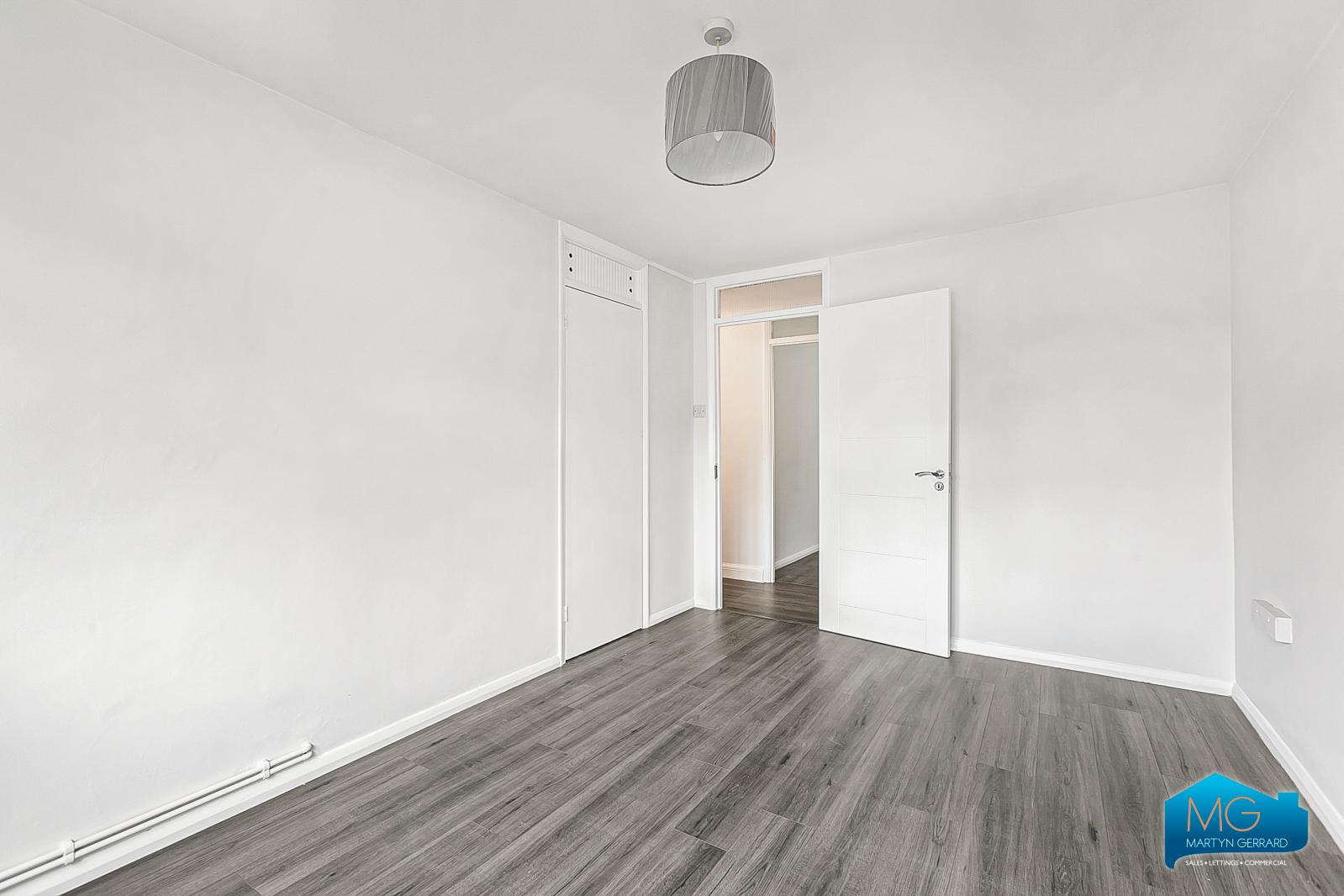3 bedroom Ground Floor Flat to rent - Martyn Gerrard