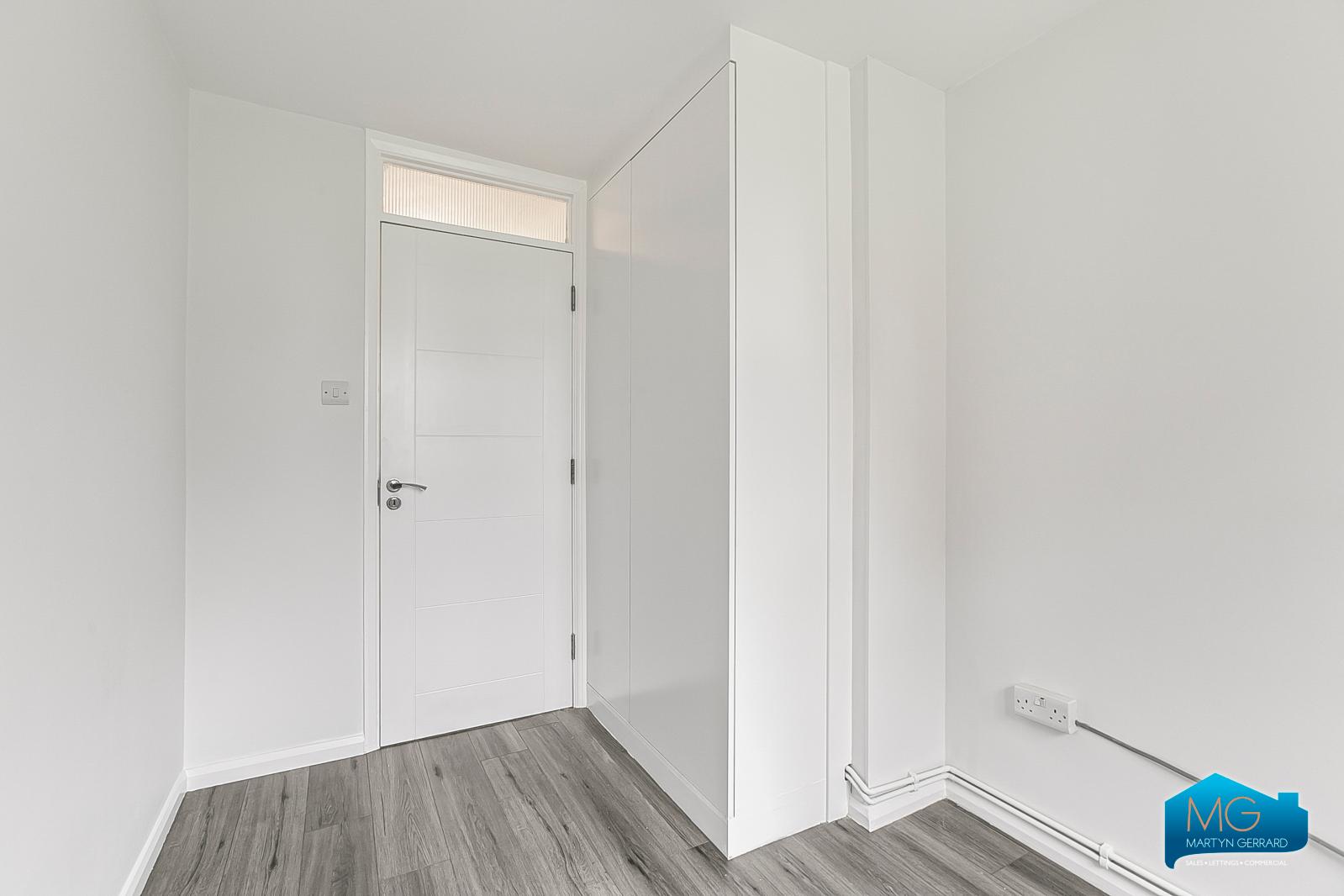 3 bedroom Ground Floor Flat to rent - Martyn Gerrard