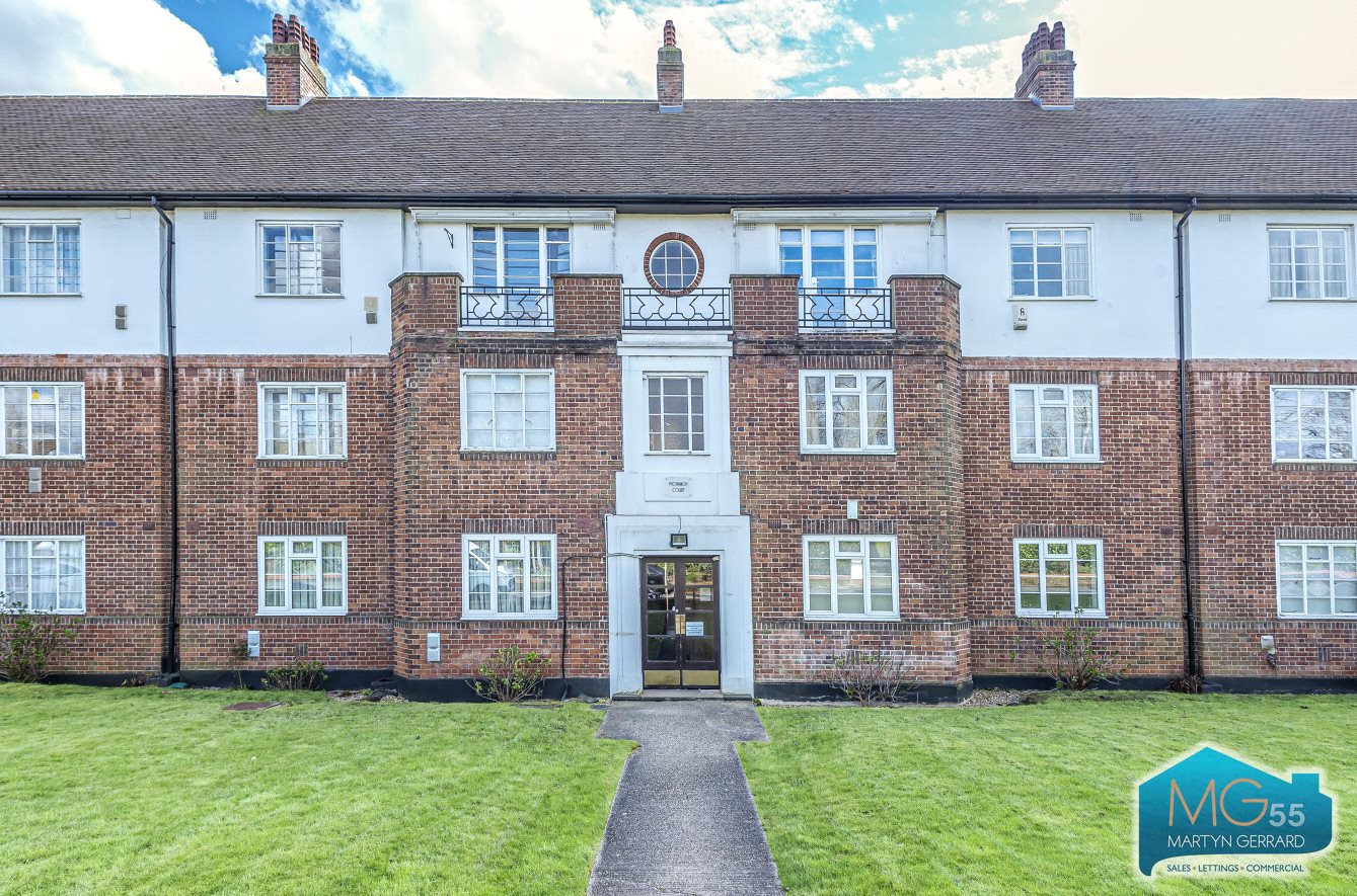 2 bedroom Apartment to rent - Martyn Gerrard