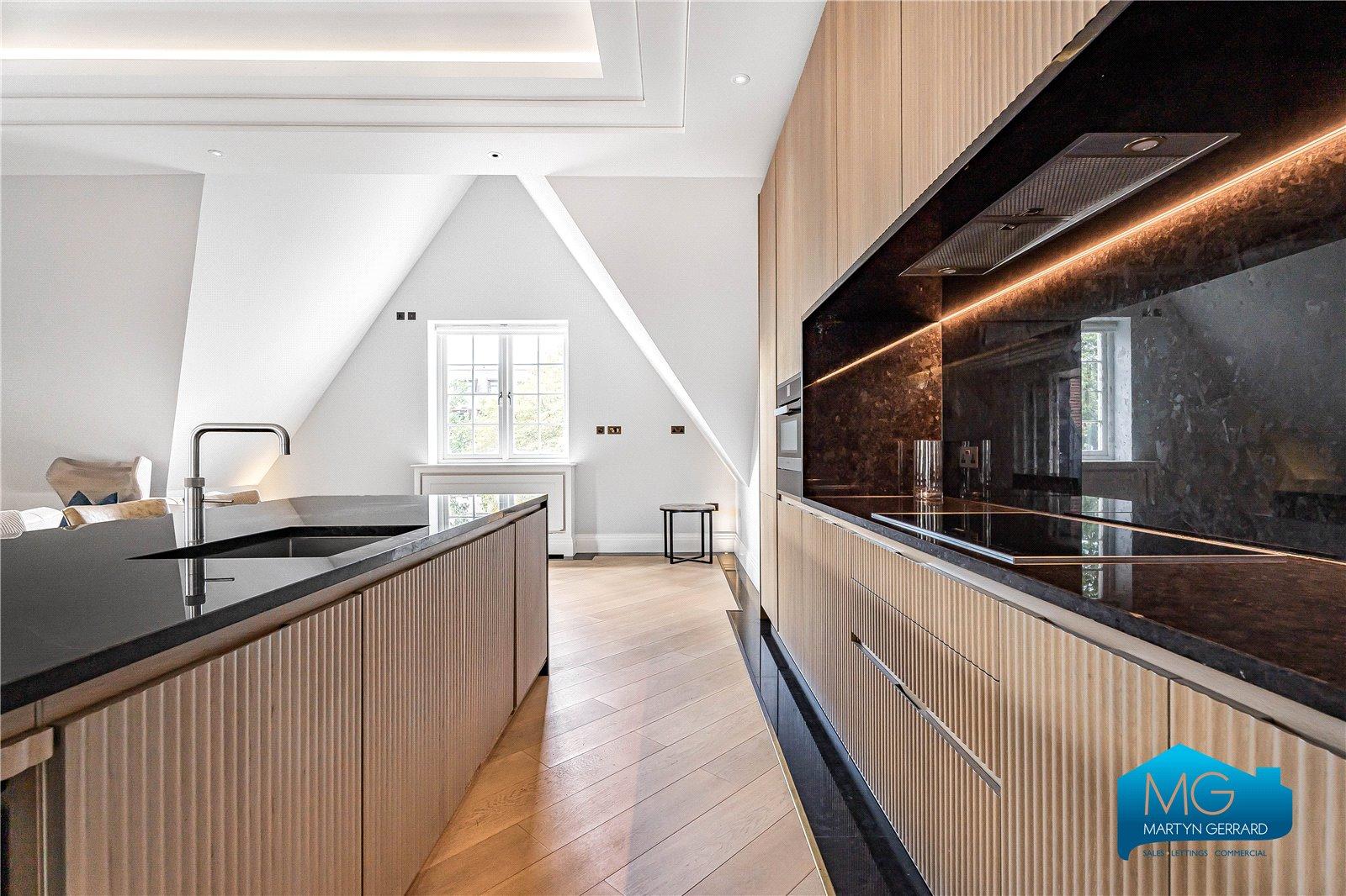 4 bedroom Penthouse to rent - Martyn Gerrard