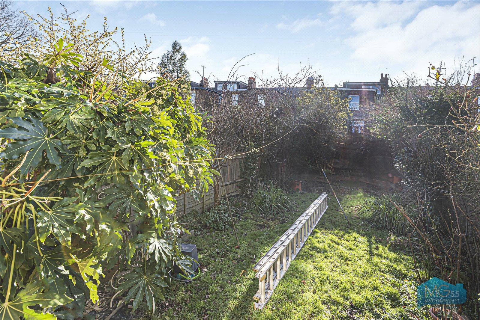 5 bedroom Terraced House to rent - Martyn Gerrard