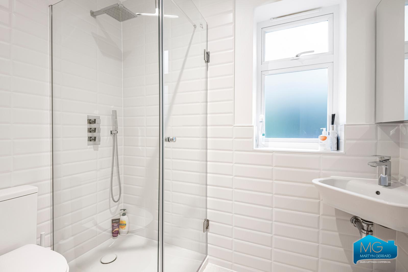 5 bedroom Terraced House to rent - Martyn Gerrard