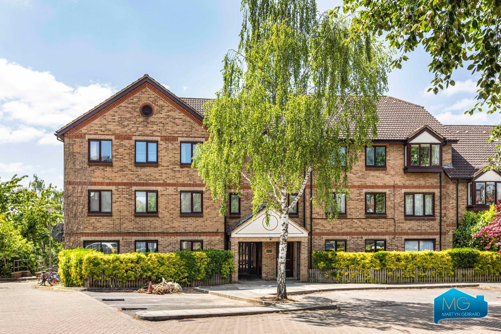 2 bedroom Apartment to rent - Martyn Gerrard