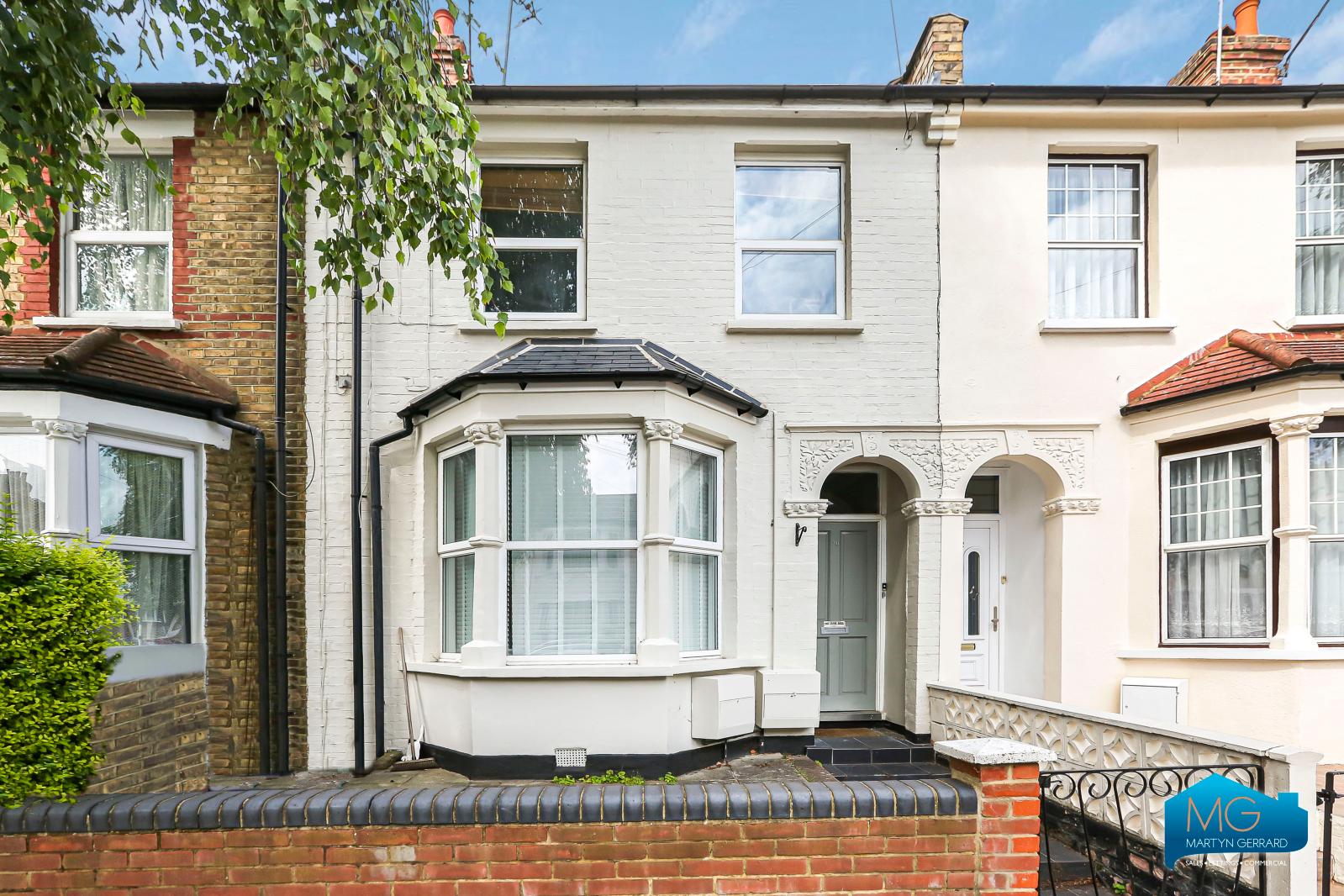1 bedroom Ground Floor Flat to rent - Martyn Gerrard