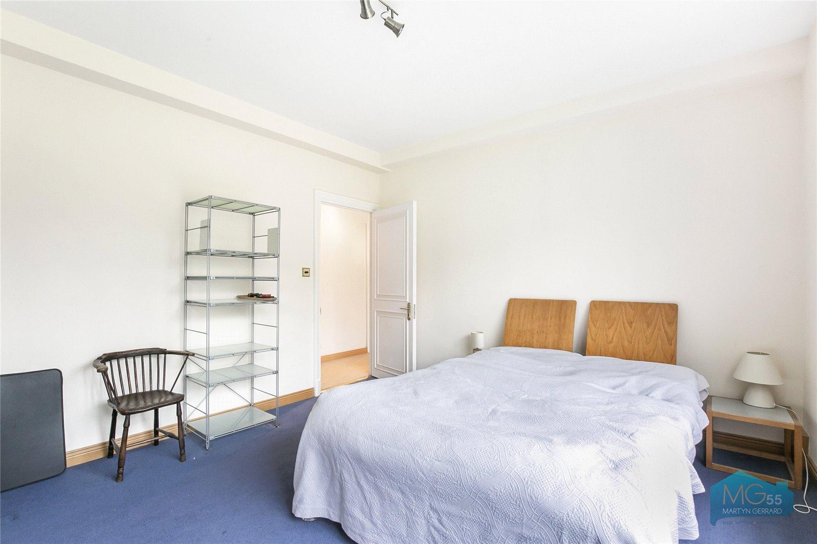 2 bedroom Apartment to rent - Martyn Gerrard