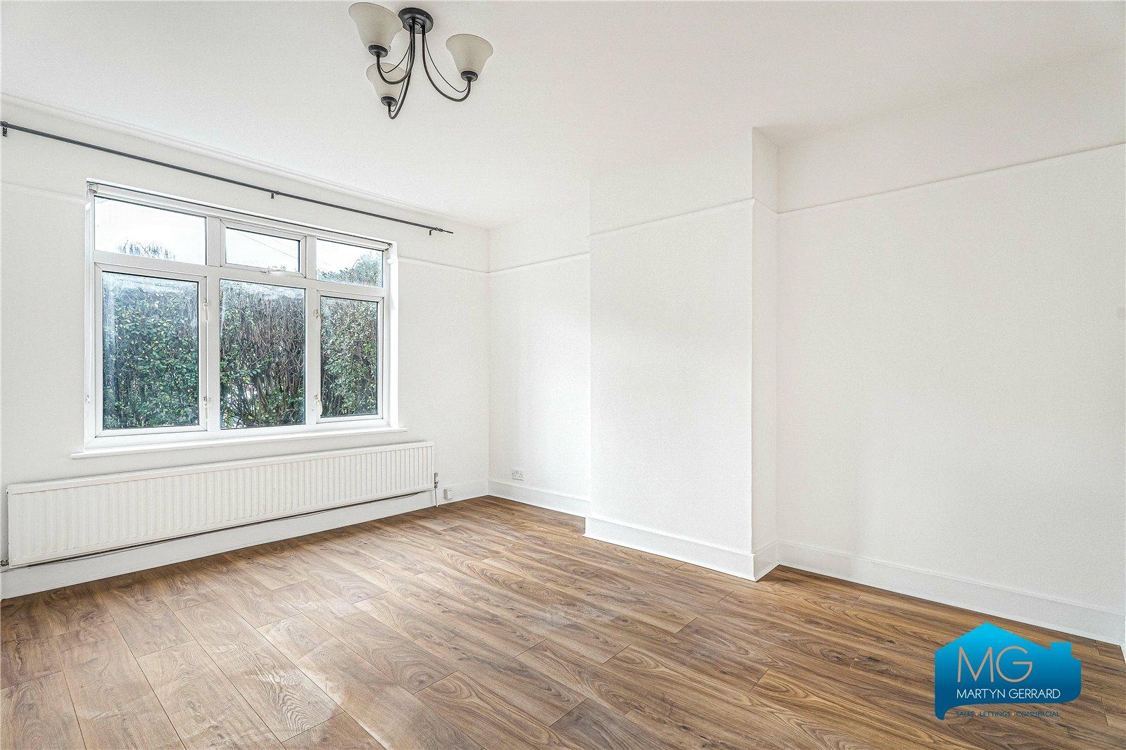 3 bedroom Ground Floor Flat to rent - Martyn Gerrard