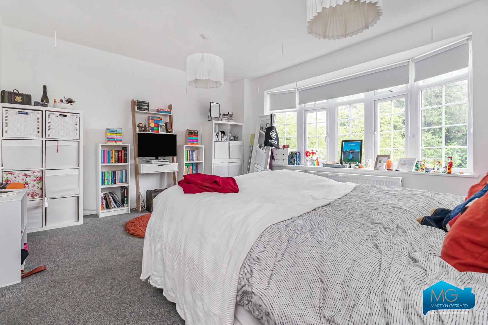 4 bedroom Terraced House to rent - Martyn Gerrard
