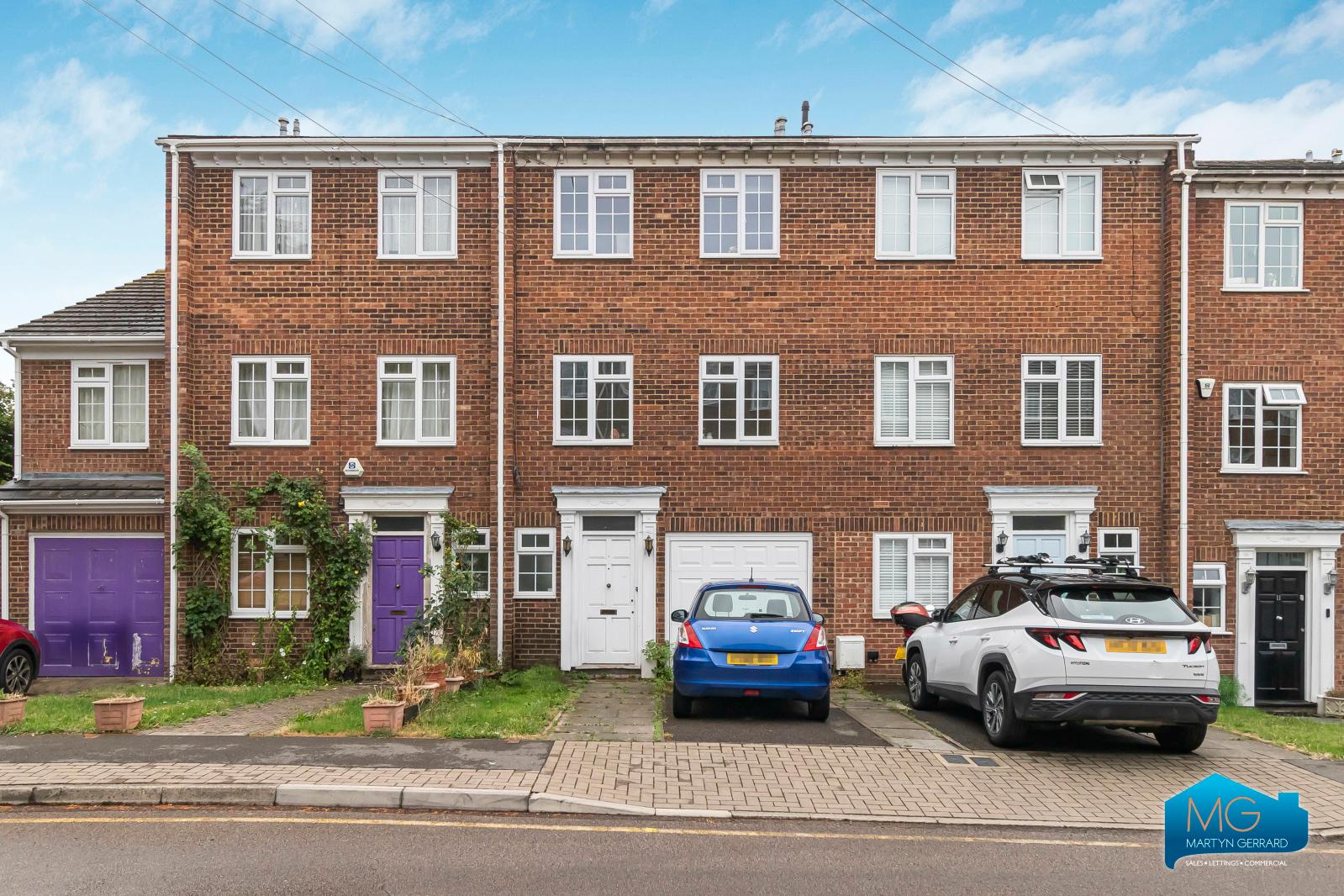 4 bedroom Terraced House to rent - Martyn Gerrard