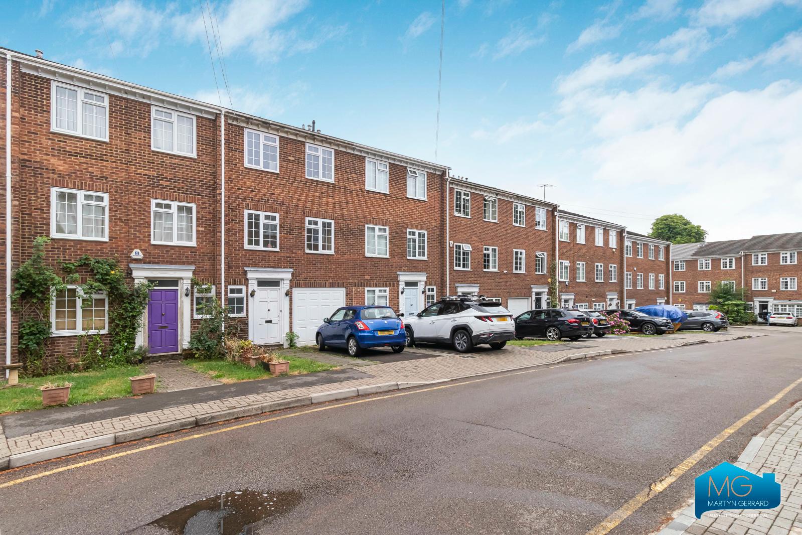 4 bedroom Terraced House to rent - Martyn Gerrard