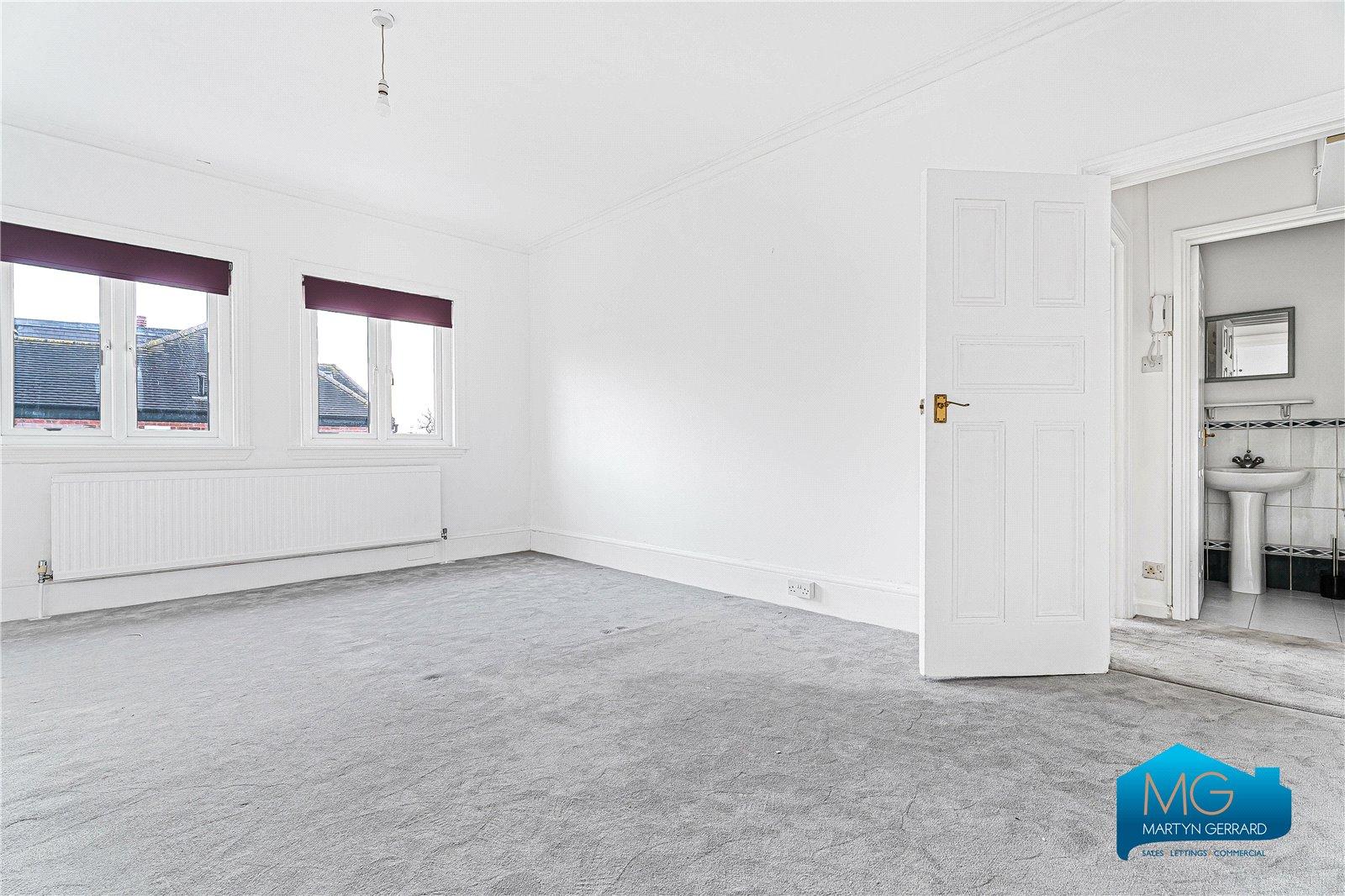 1 bedroom Apartment to rent - Martyn Gerrard