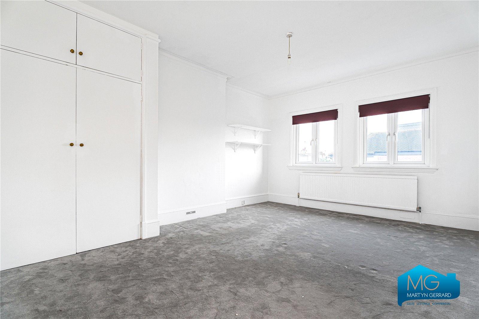 1 bedroom Apartment to rent - Martyn Gerrard