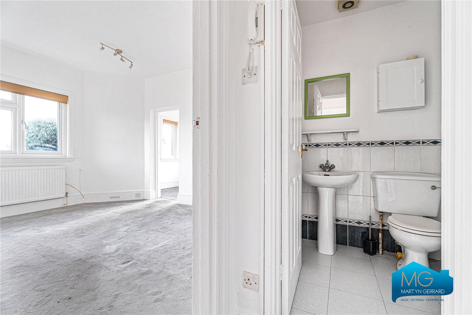 1 bedroom Apartment to rent - Martyn Gerrard