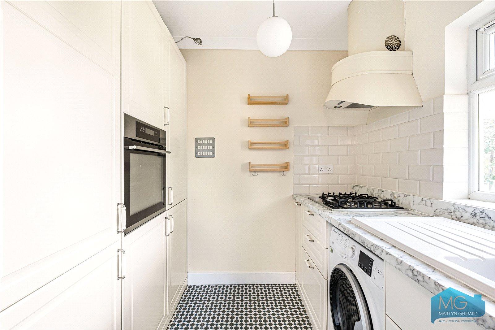 2 bedroom Ground Floor Flat for sale - Martyn Gerrard