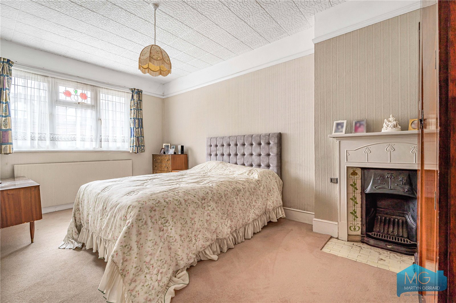 4 bedroom Detached House for sale - Martyn Gerrard