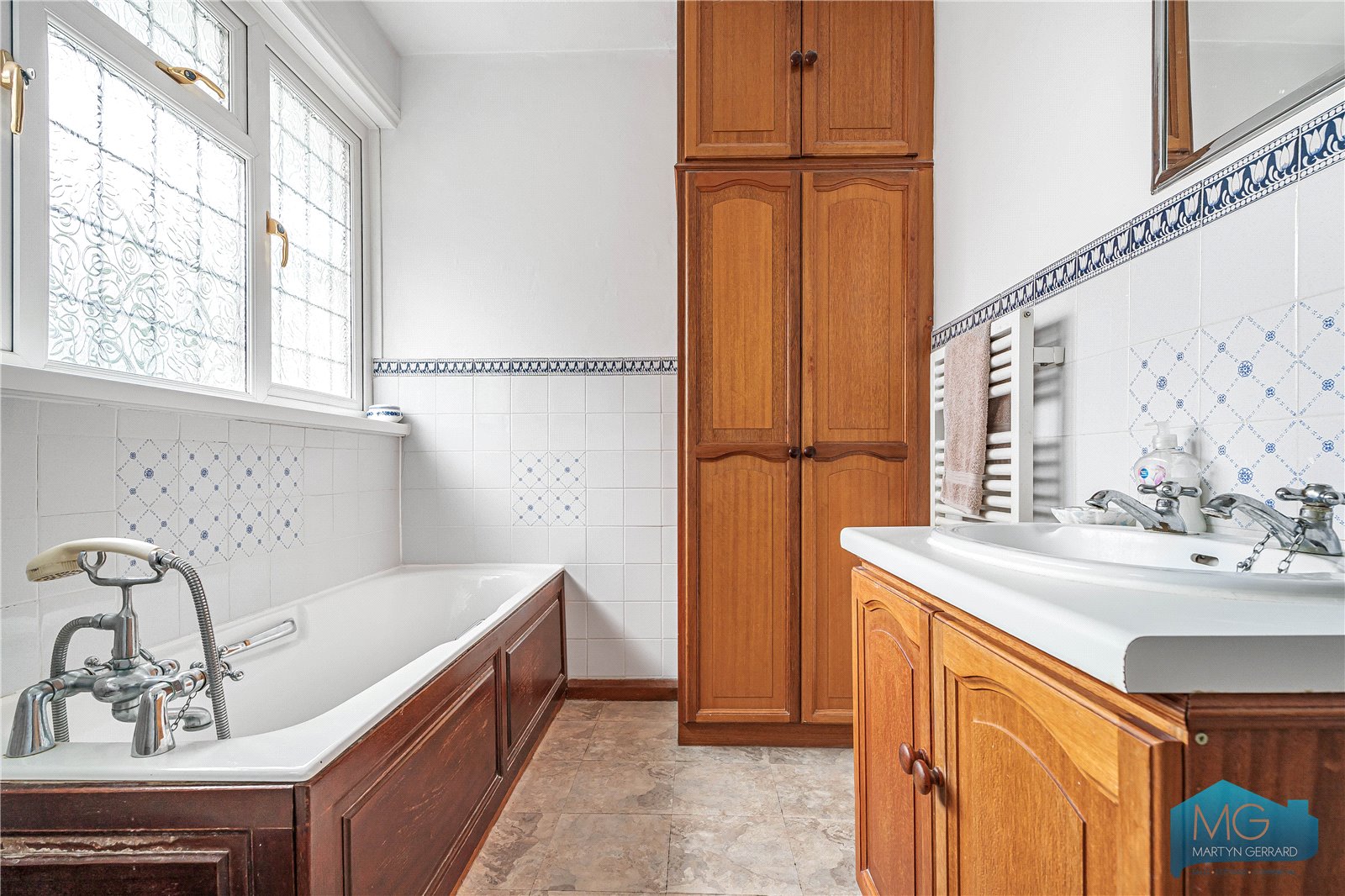 4 bedroom Detached House for sale - Martyn Gerrard
