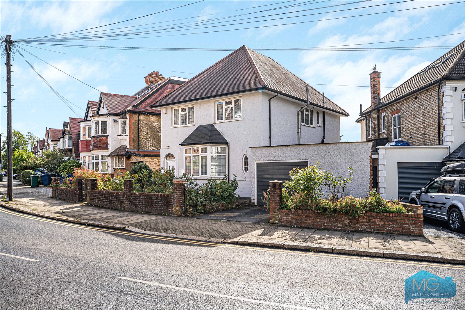 4 bedroom Detached House for sale - Martyn Gerrard