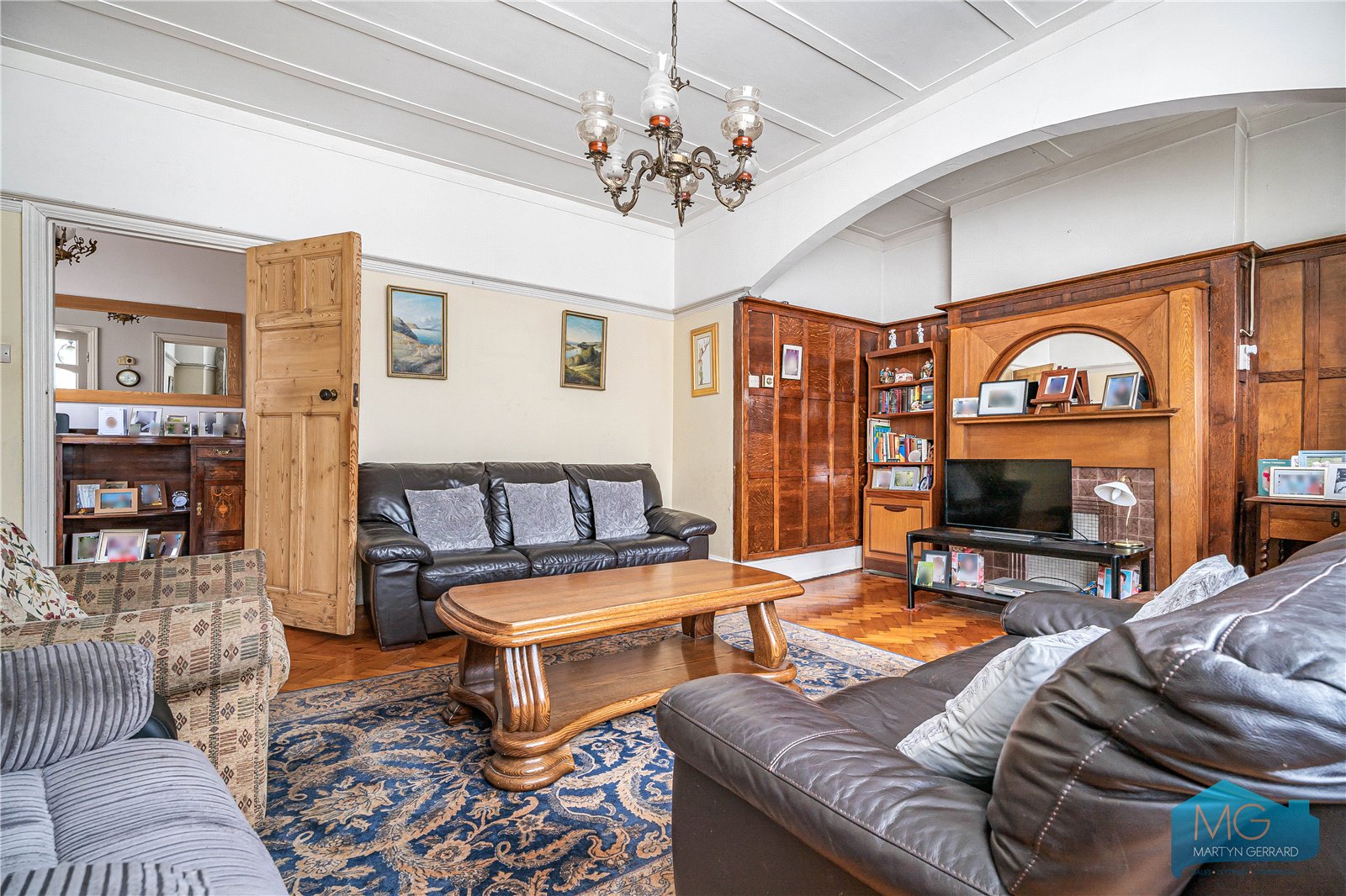 4 bedroom Detached House for sale - Martyn Gerrard