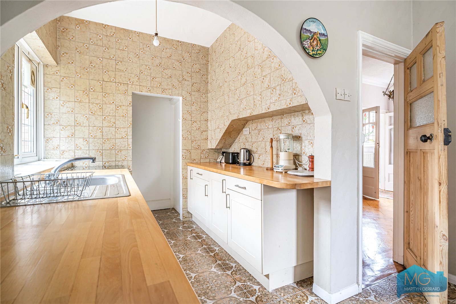 4 bedroom Detached House for sale - Martyn Gerrard