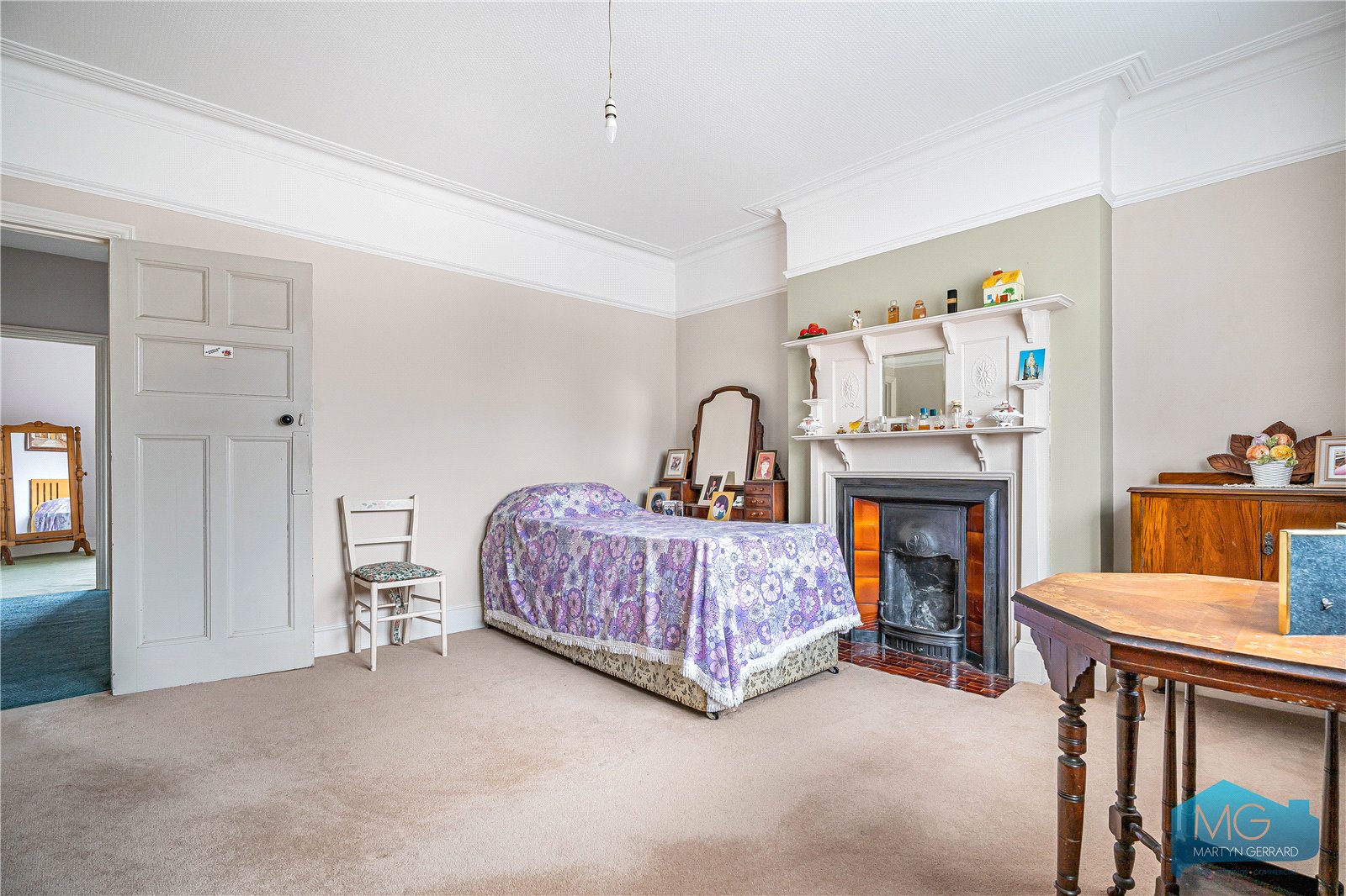 4 bedroom Detached House for sale - Martyn Gerrard