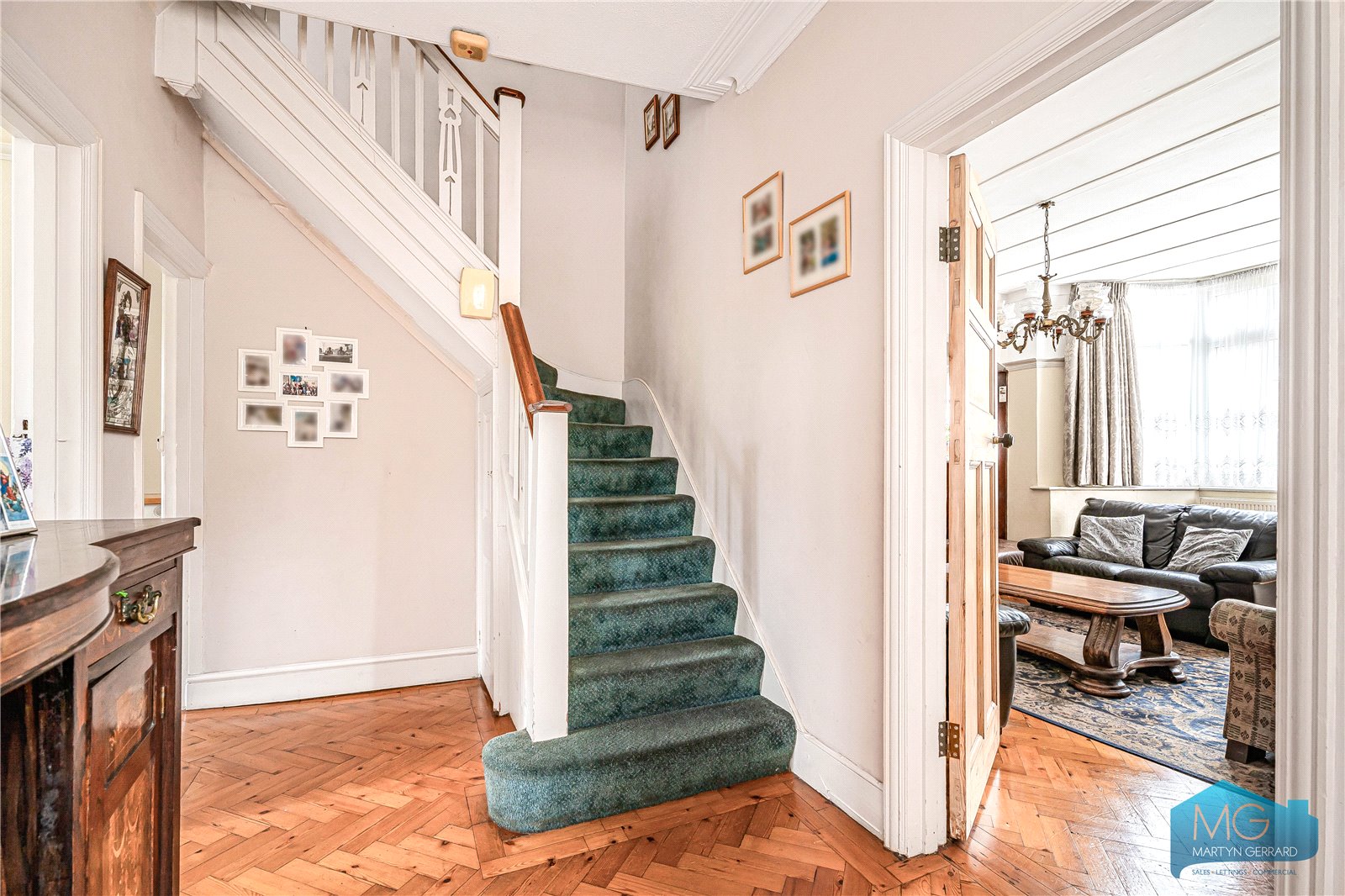 4 bedroom Detached House for sale - Martyn Gerrard