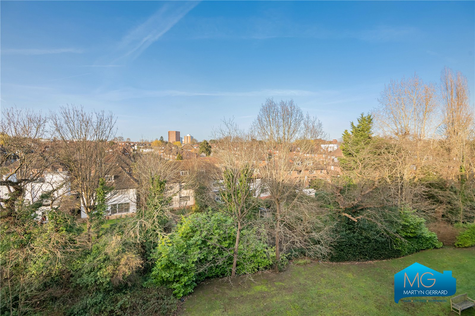 2 bedroom Apartment to rent - Martyn Gerrard