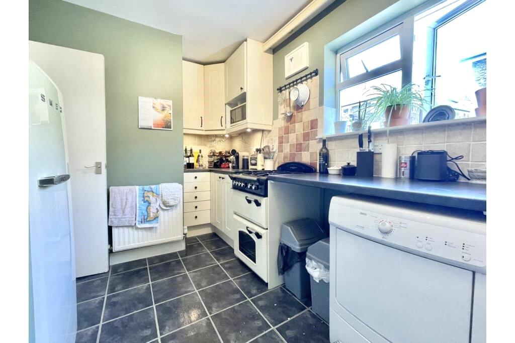 1 bedroom Maisonette to rent - Martyn Gerrard