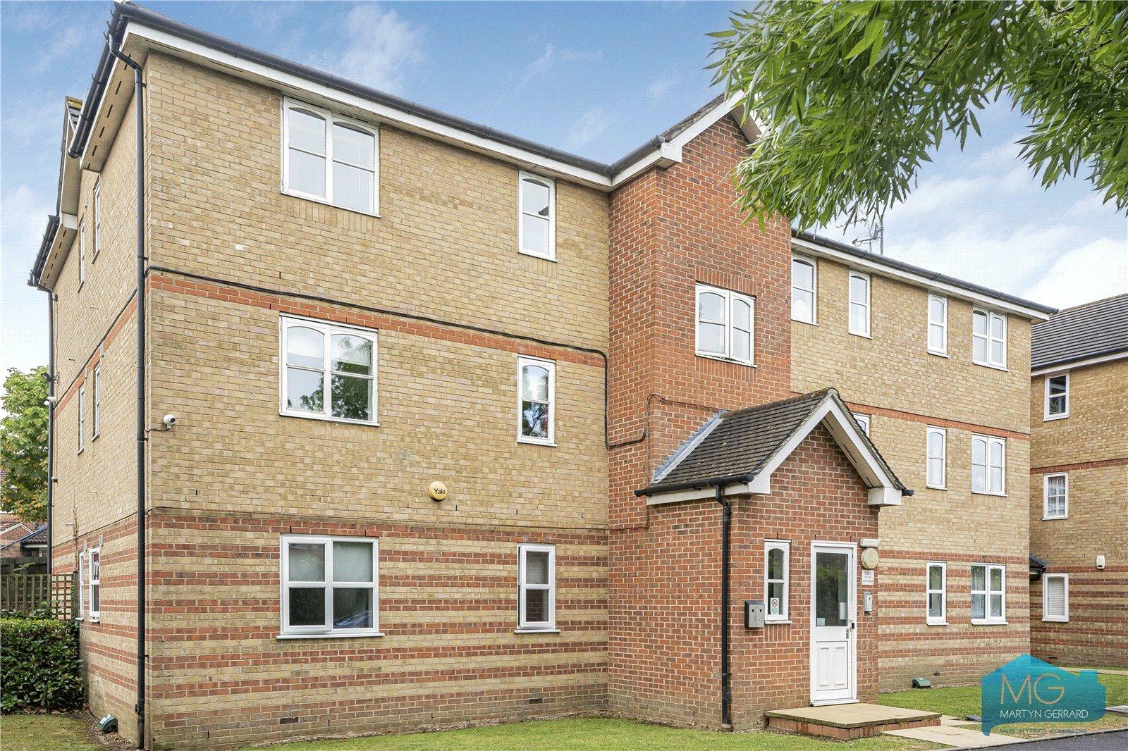 2 bedroom Ground Floor Flat to rent - Martyn Gerrard