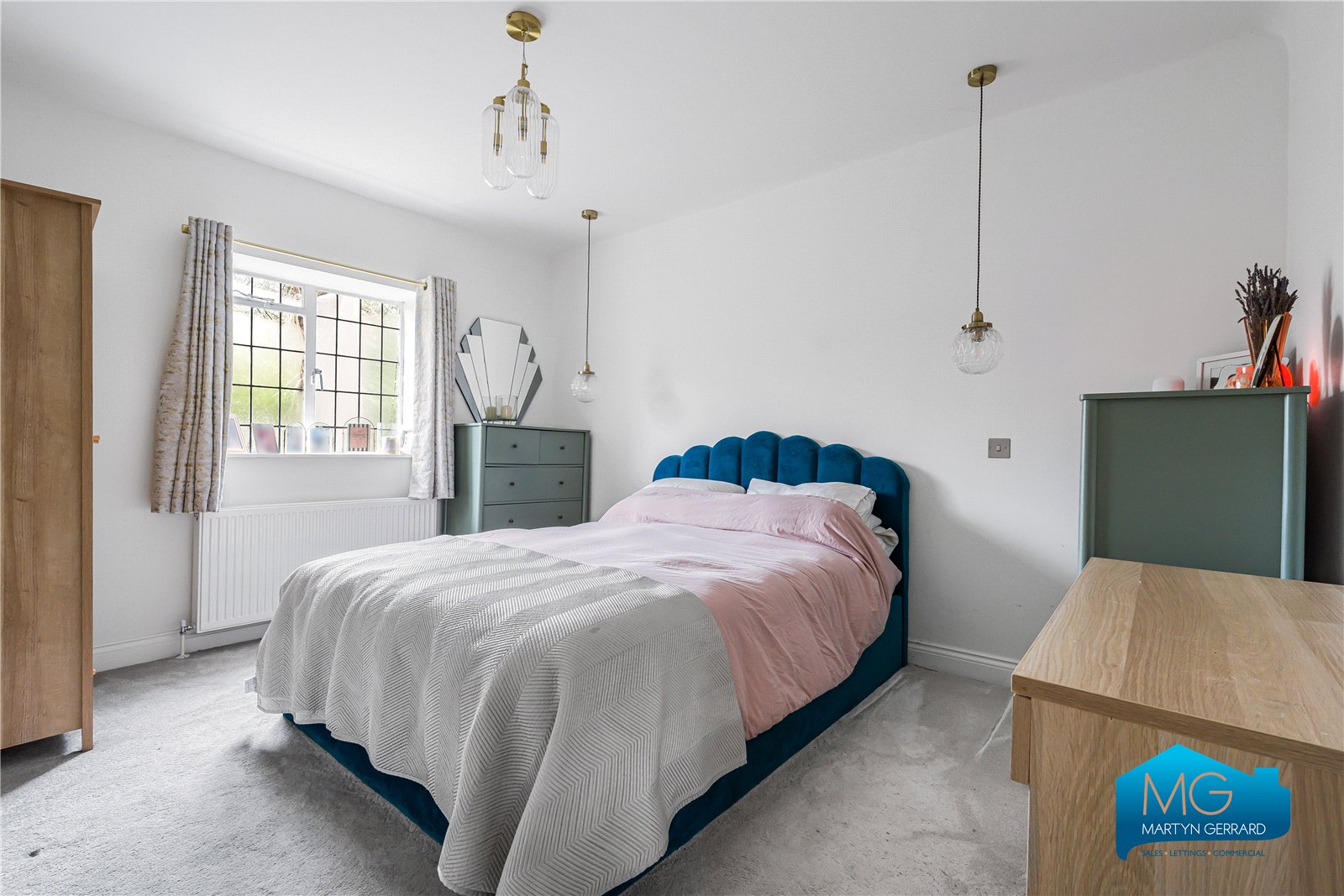3 bedroom Ground Floor Flat to rent - Martyn Gerrard