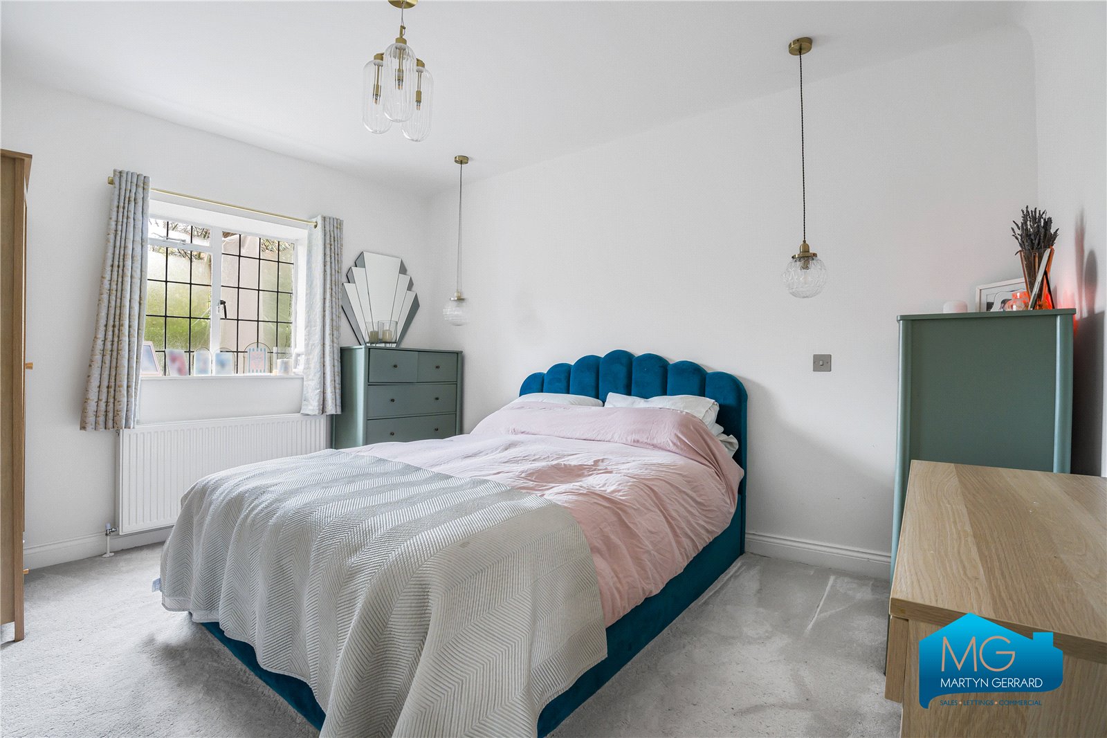 3 bedroom Ground Floor Flat to rent - Martyn Gerrard