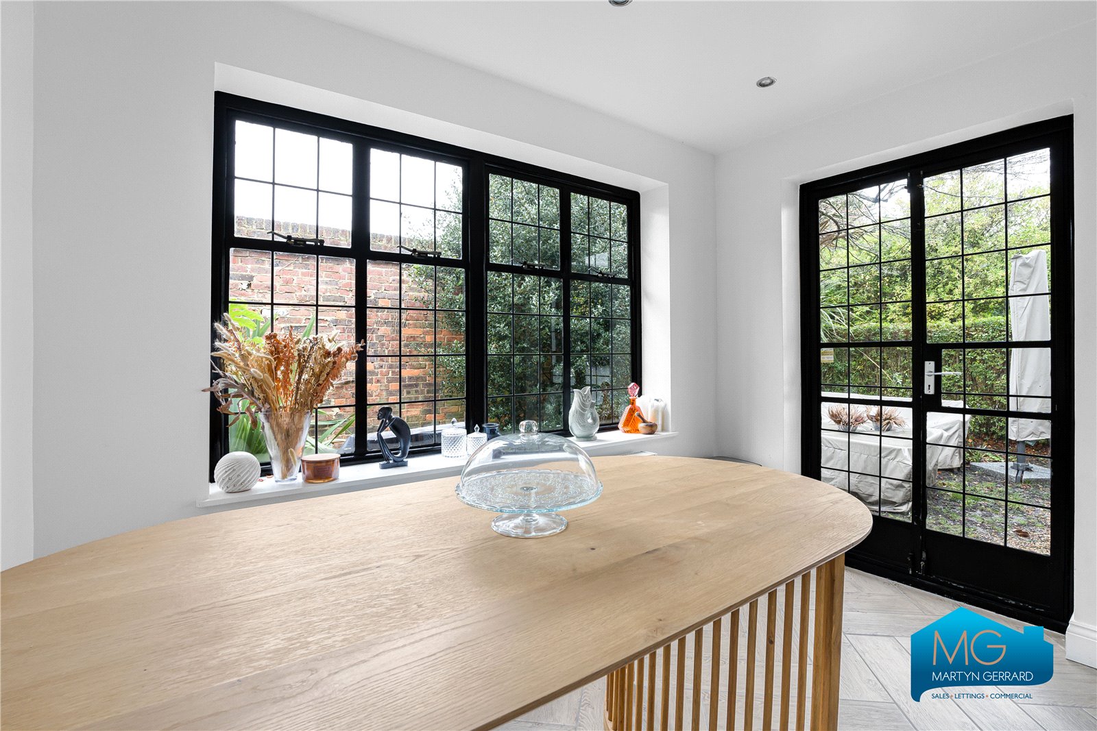 3 bedroom Ground Floor Flat to rent - Martyn Gerrard