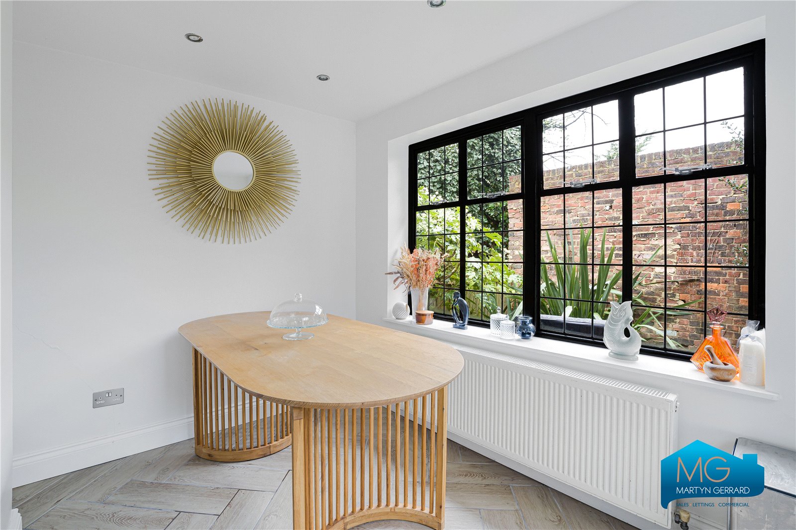3 bedroom Ground Floor Flat to rent - Martyn Gerrard