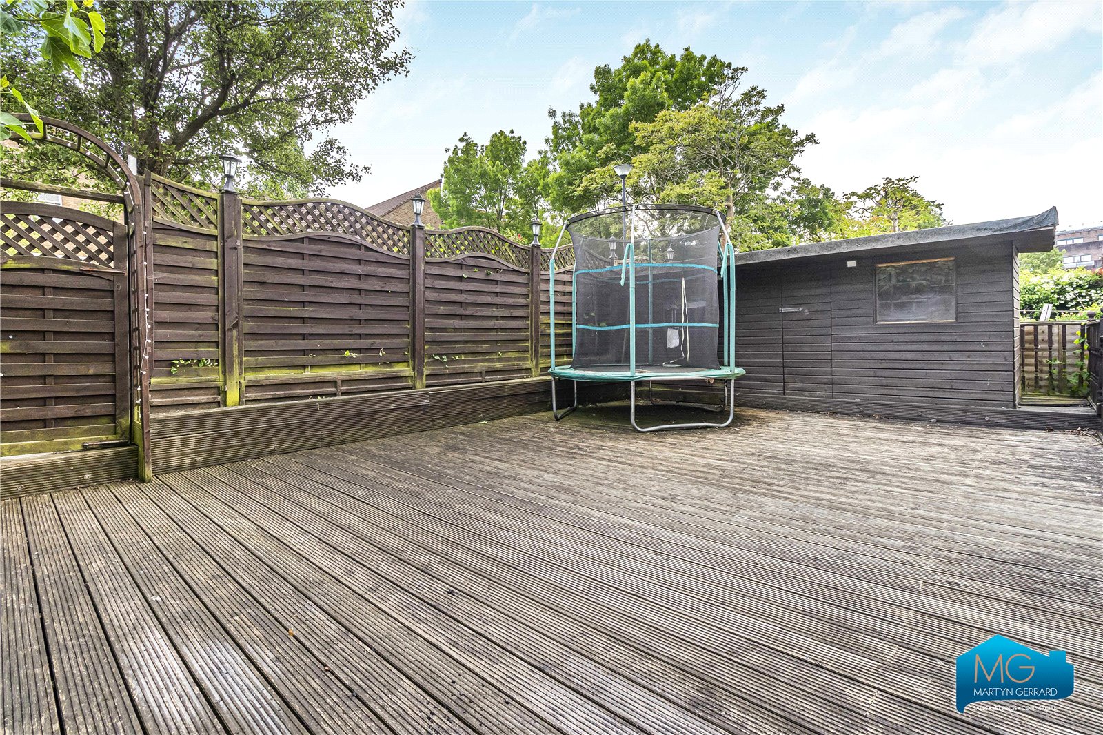 4 bedroom House to rent - Martyn Gerrard