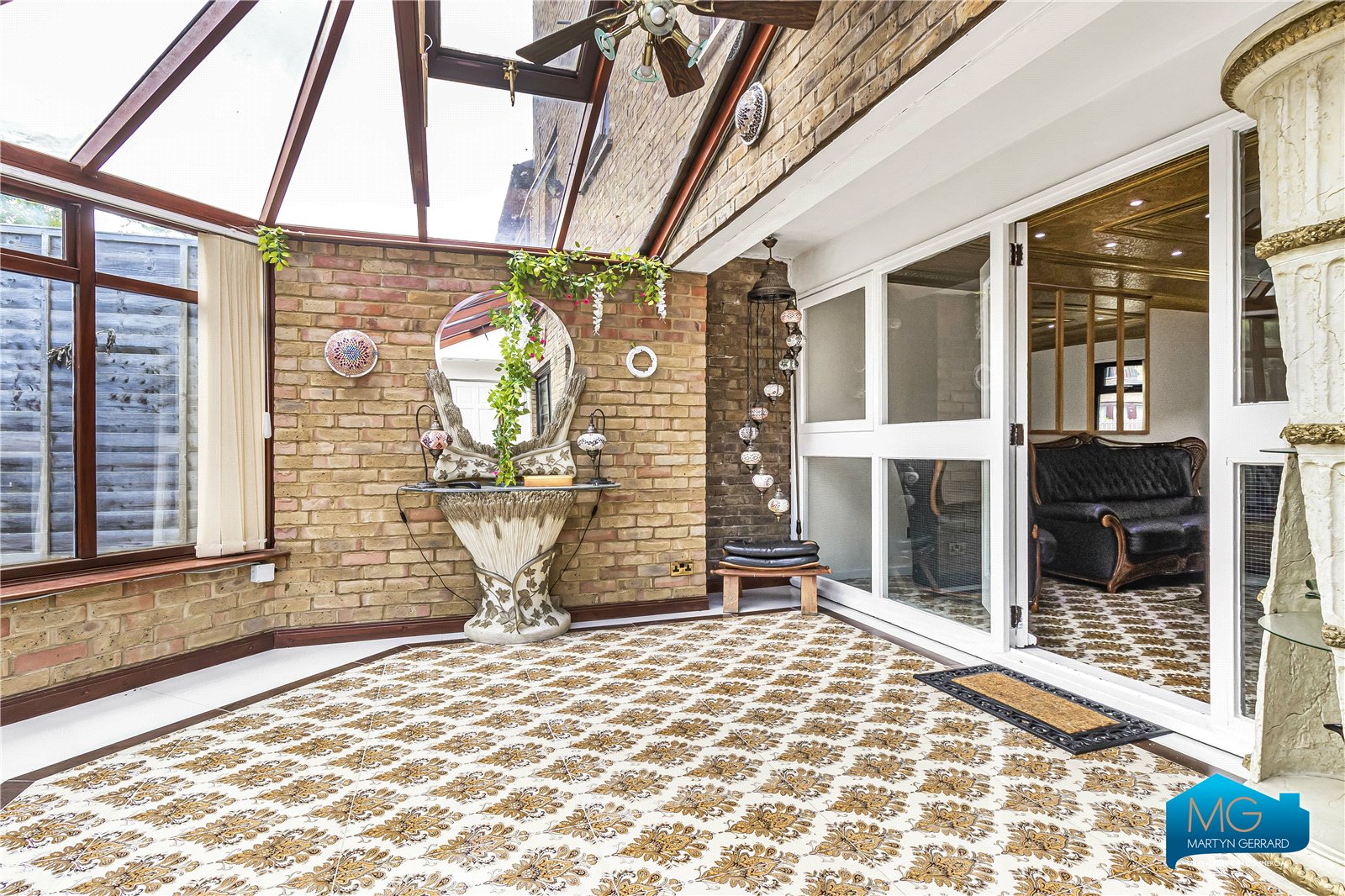 4 bedroom House to rent - Martyn Gerrard